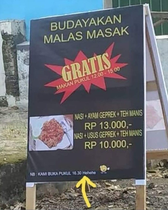 Promonya ternyata cuma prank aja nih. Katanya gratis makan pukul 12 sampai 3 sore, tapi tempat makannya saja baru buka pukul setengah 5 sore. Foto: Instagram/@pembawa_ketololan