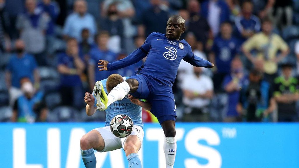 NGolo Kante membawa Chelsea juara Liga Champions. (Foto: Getty Images/Carl Recine - Pool)