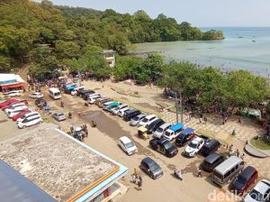 Wisata Pangandaran Ramai, Bupati Minta Pengaturan Dievaluasi