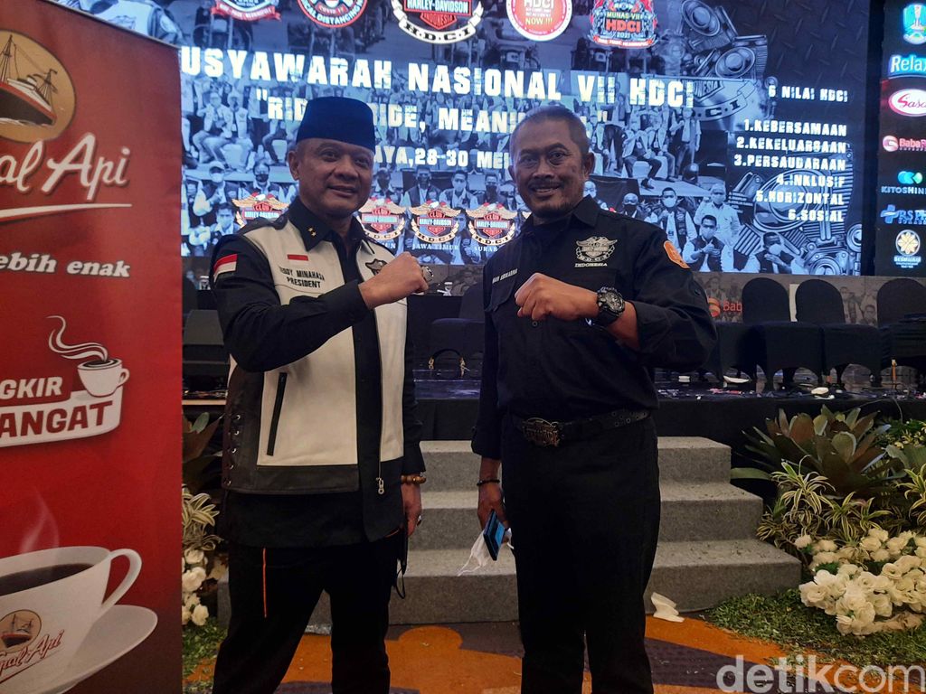 Teddy Minahasa Jadi Ketum Harley-Davidson Club Indonesia
