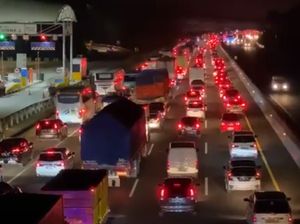 Permintaan Maaf Sopir Truk usai Viralkan Dianiaya Polisi di Tol Japek