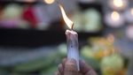 Aksi Mengenang 215 Jasad Anak Terkubur di Bekas Sekolah Kanada