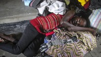 Otoritas setempat melaporkan bahwa aliran lahar dari erupsi Gunung Nyiragongo itu menghancurkan lebih dari 500 rumah.    