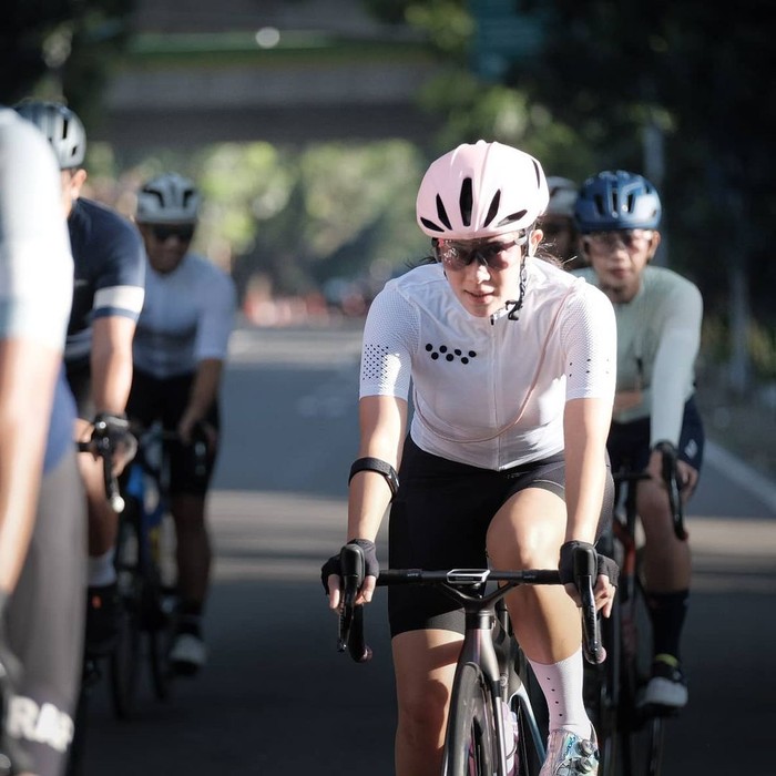 Artis Sepeda Road Bike Artis Sepeda Road Bike