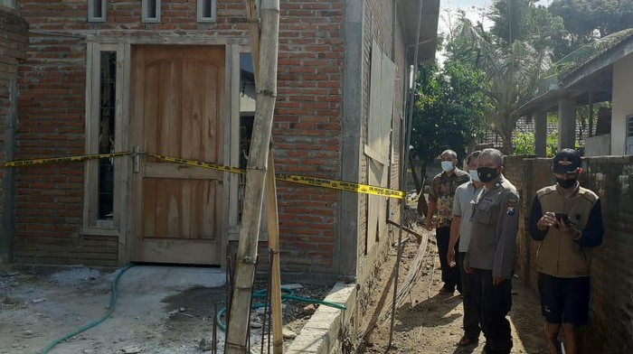 balita tewas tersetrum