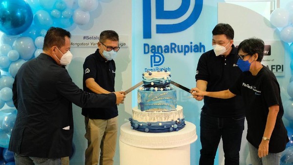 DanaRupiah Satu Tahun Kantongi Izin OJK