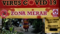 Dari informasi yang diberikan Plt Wali Kota Jakarta Selatan Isnawa Adji, ada 15 orang di gang ini yang positif COVID-19 dan kini tinggal 1 pasien masih dirawat di RSUD Pasar Minggu.