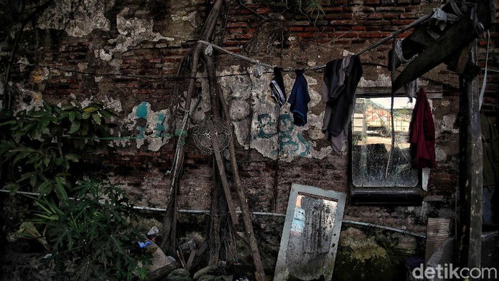Kastel Batavia yang terpendam di Pademangan, Jakut, ditemukan arkeolog Universitas Indonesia. Kastel itu dulu sempat digunakan sebagai gudang rempah-rempah.