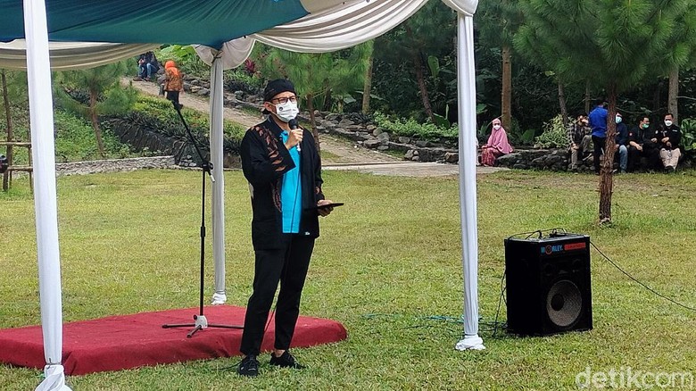 Menparekraf Sandiaga Uno Menparekraf Sandiaga Uno