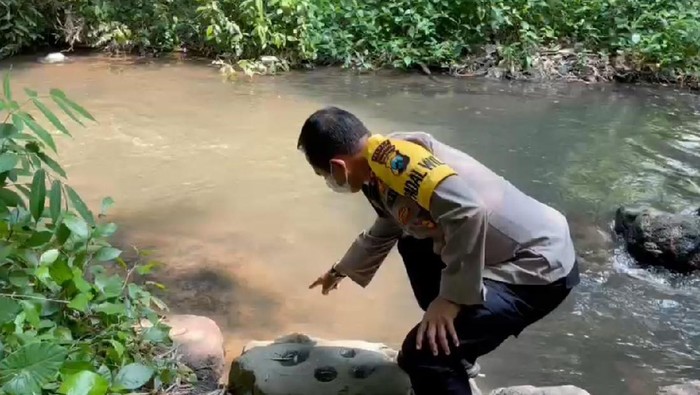penemuan bayi di mojokerto