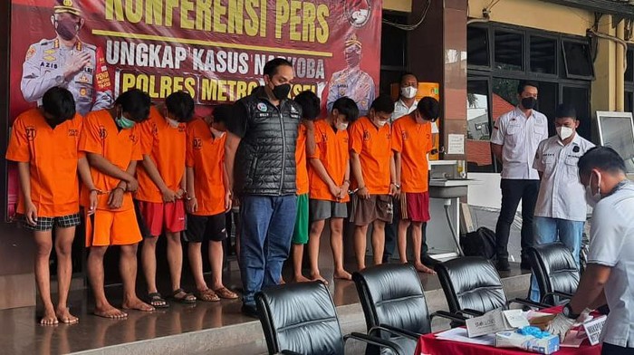 Polres Jaksel bongkar pabrik ganja sintetis di Bogor, Jawa Barat