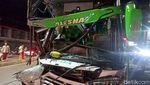 Potret Ringsek Bus Peziarah Vs Truk di Jalur Pantura Demak