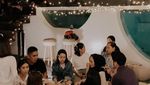 Pose Cantik Rachel Vennya Saat Minum Es Kopi