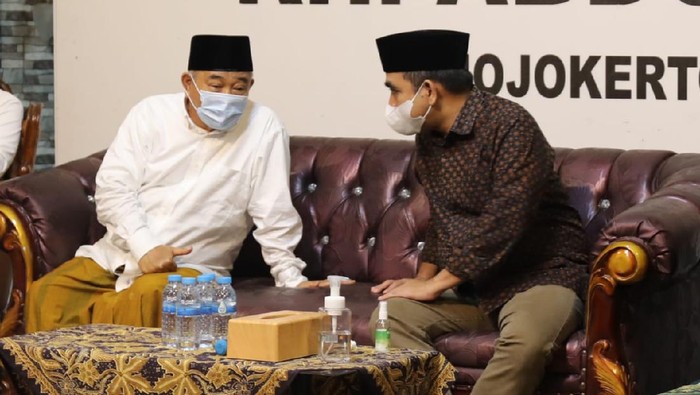 Wakil Ketua MPR Ahmad Muzani bersilaturahmi ke Institute Pesantren KH Abdul Chalim di Pacet, Mojokerto, Jawa Timur.