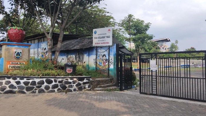 sekolah Selamat Pagi Indonesia (SPI) di Batu