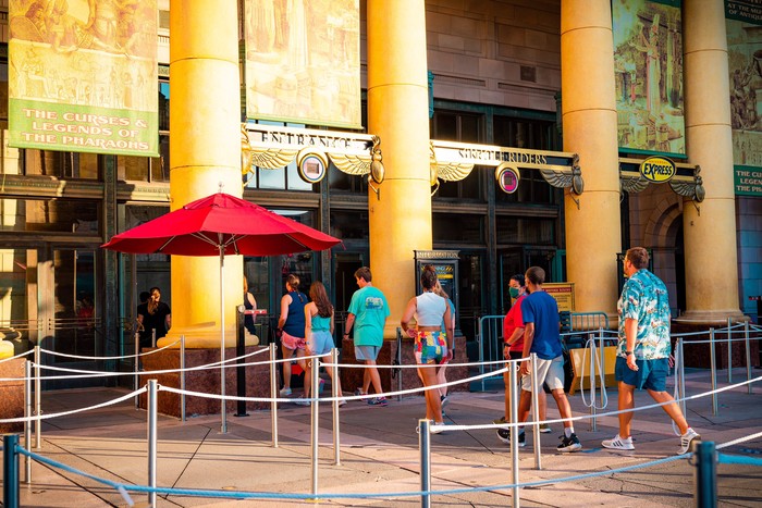 Senangnya Tamu Universal Orlando, Main Tak Perlu Kenakan Masker Lagi
