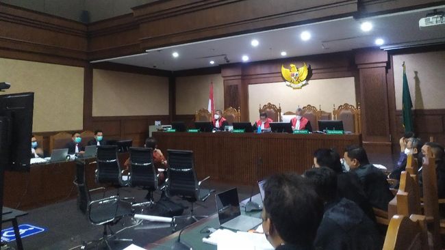 Sidang kasus bansos Corona