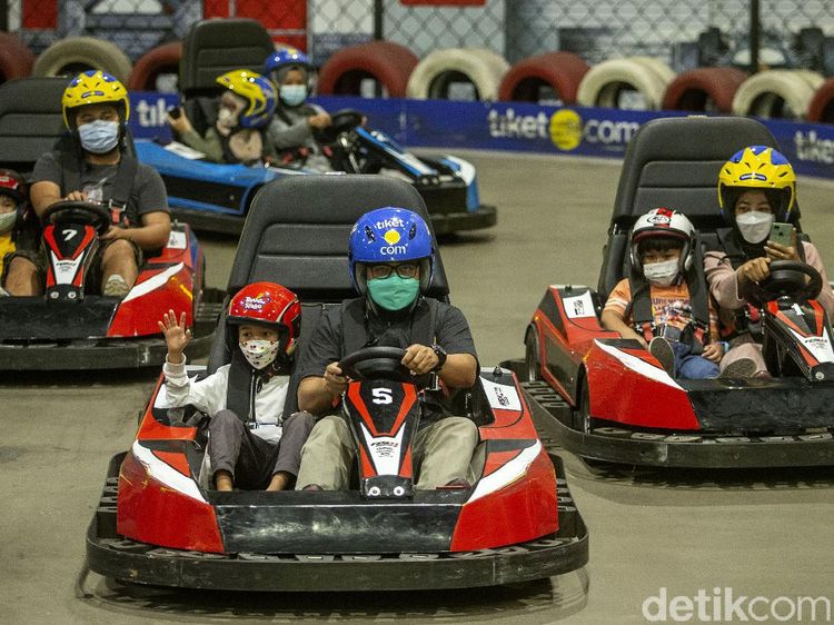Asyiknya Menjajal Beragam Permainan di Trans Studio Cibubur