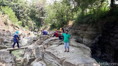 Pesona Jogja Nggak Habis-habis, Ada Batu Kapal di Bantul yang Asri Nih