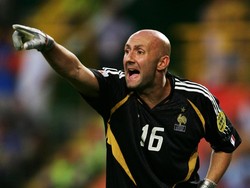 Fabien Barthez menangi Piala Dunia 1998 dengan Prancis. Barthez juga menangi Liga Inggris bersama MU di musim 2000/2001 dan 2002/2003 (Getty)