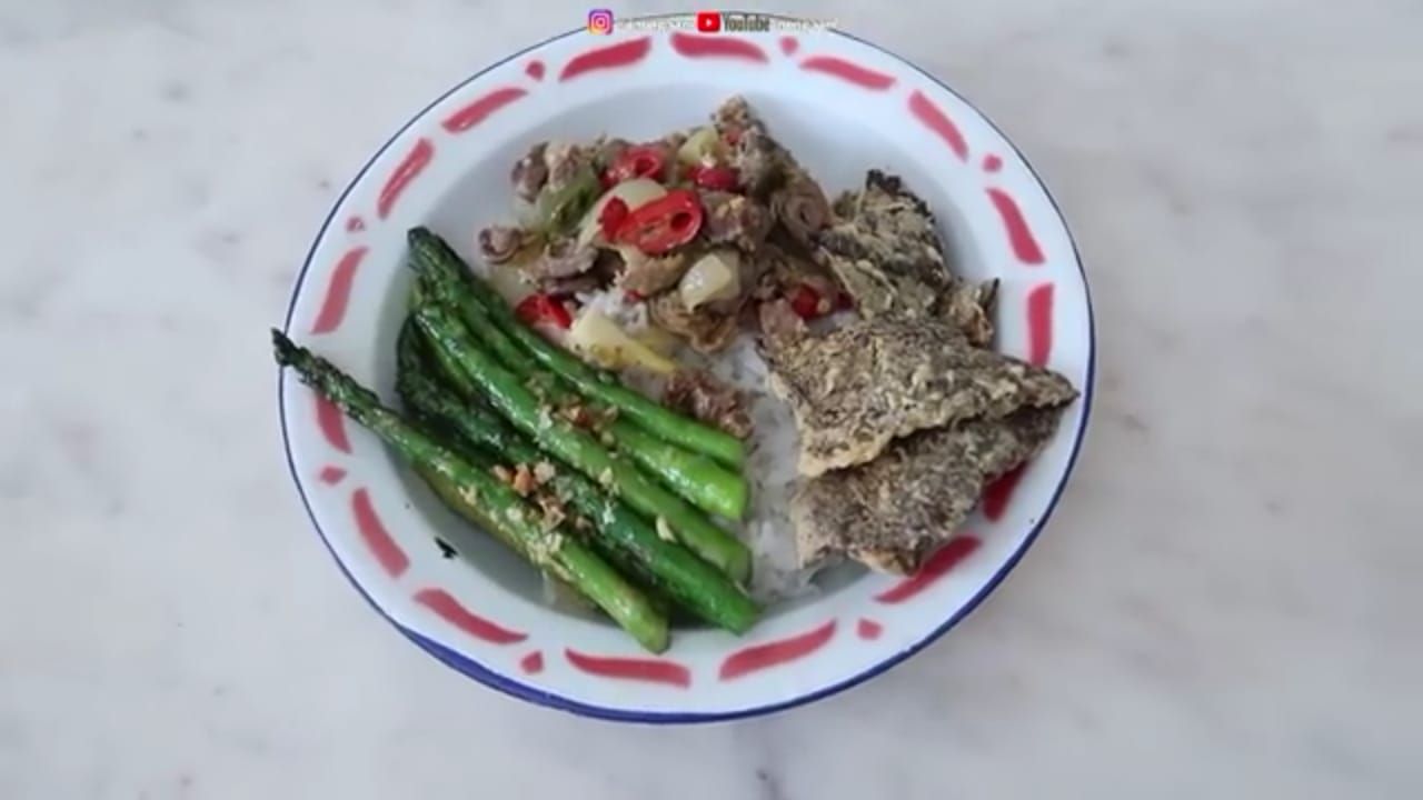 Keseruan Inong Sam Masak Makanan Hemat Austria vs Indonesia