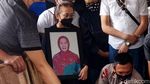 Momen Pemakaman Ibunda Ketua Umum PSSI M Iriawan di Bandung