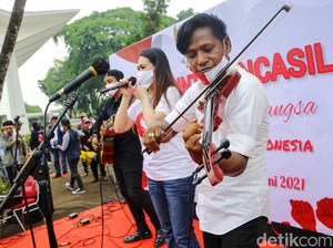 Ciri-ciri Lagu Daerah Lengkap dengan Judul dan Asalnya