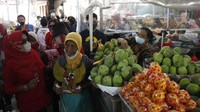 Aksi tersebut digelar untuk memperingati Hari Lahir Pancasila. ANTARA FOTO/Maulana Surya