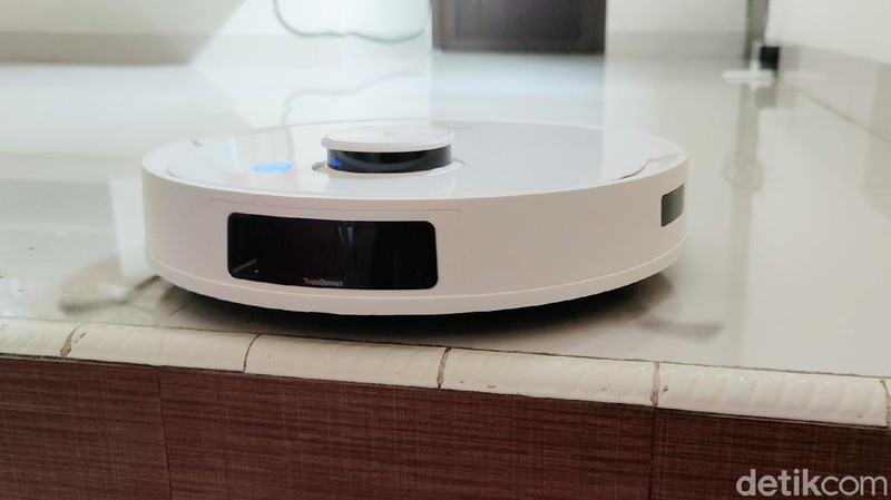 Review Robot Deebot T9, robot pembersih lantai rumah