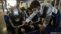 Saat bermain wahana ini pengunjung akan merasakan sensasi melaju di atas kereta luncur berkekuatan tinggi. 