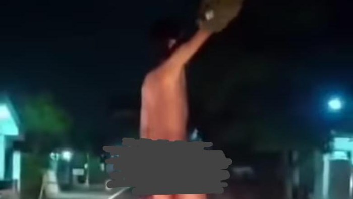Viral pembonceng motor bugil sambil berdiri di Klaten