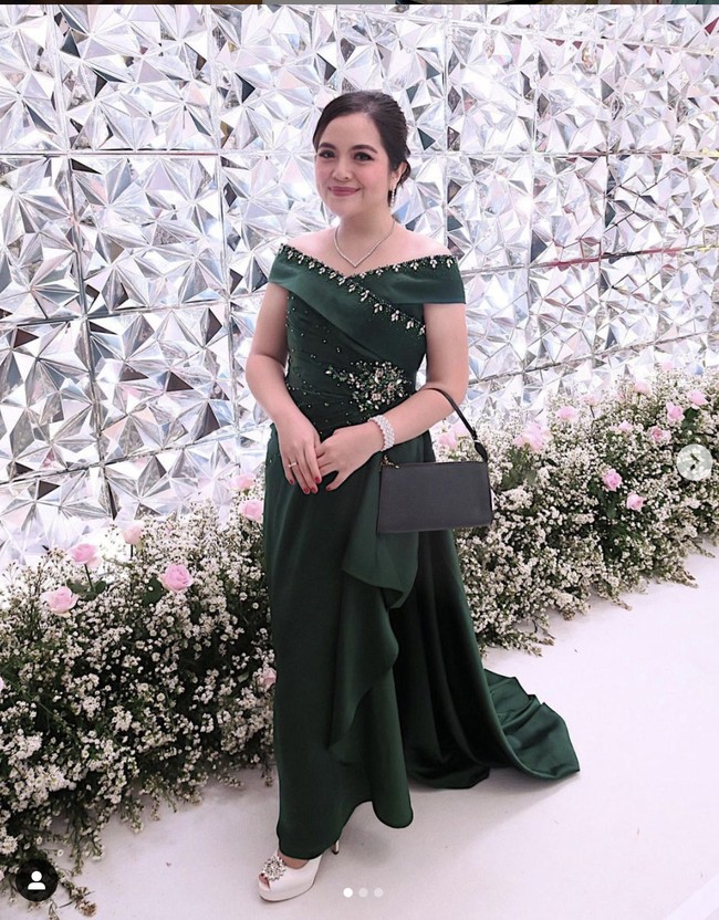 Mantan penyanyi cilik Tasya Kamila sukses diet menurunkan berat badan hanya dalam hitungan bulan. Padahal sebelumnya saat hamil, dia mengalami kenaikan berat badan hingga 18 kg. Diet yang dijalaninya adalah dengan makan makanan sehat yang sudah diatur oleh ahli gizi. Agar dietnya berhasil, Tasya setiap harinya makan makanan dengan memesan dari catering diet. Foto: Instagram