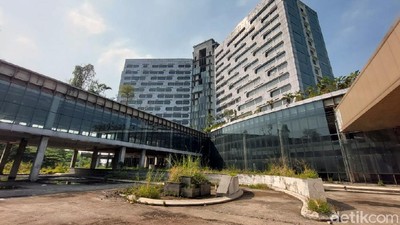 Diimpikan Jadi Bangunan Megah, Kondotel di Bandung Ini Malah Terbengkalai