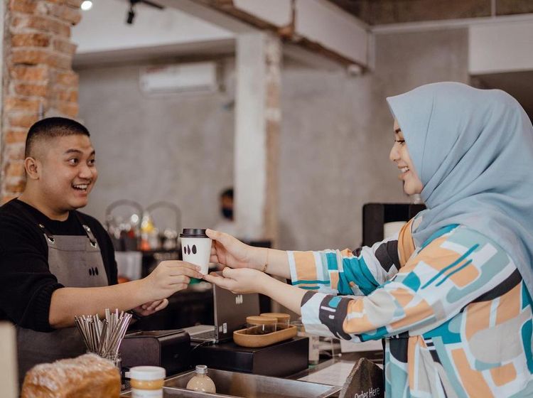 Citra Kirana Turun BB 22 Kg, Ini Momennya saat Ngopi Cantik di Kafe
