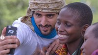 Suku Maasai adalah suku asli yang berasal dari Tanzania. Ini asalah suku terkuat yang terkenal sebagai pemburu singa (namun sekarang mereka tidak lagi berburu singa).