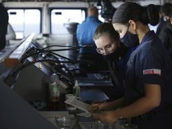 Potret Kapal Induk Termahal Inggris Berangkat ke Asia