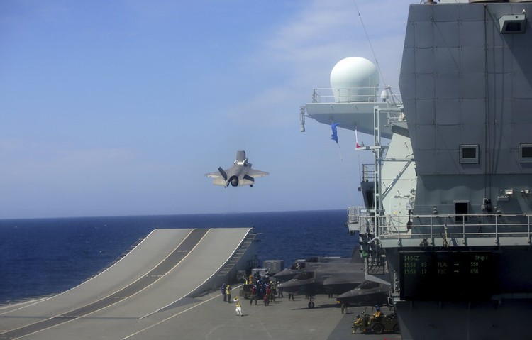 HMS Queen Elizabeth