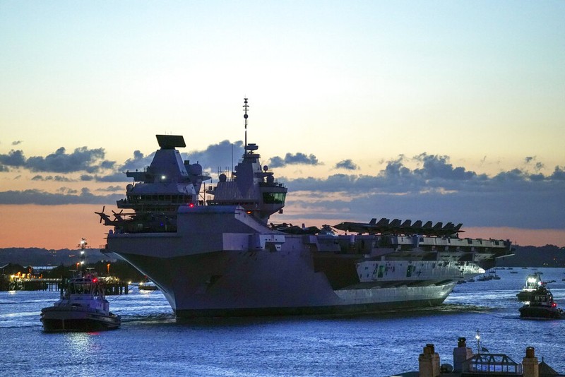 HMS Queen Elizabeth
