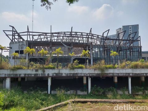 Kondotel Terbengkalai di Cimahi