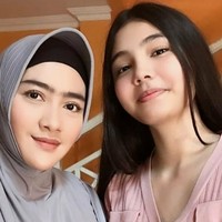 Lea Ciarachel dikaruniai wajah blasteran yang cantik dengan perawakan bak model. (Foto: Instagram/@ciarachelfournneaux)