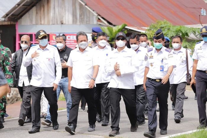 Menteri Trenggono dorong aktivitas usaha di PPS Bungus karena memiliki komoditas tuna unggulan.