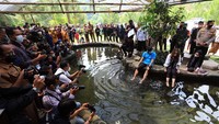Kunjungan ini dalam rangka Sosialisasi Anugerah Desa Wisata Indonesia 2021 bertajuk Indonesia Bangkit.