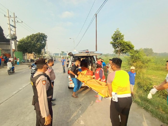 Pengendara Motor Sport Celaka Gegara Ngebut dan Boncengan Tiga, 1 Tewas 2 Luka Berat