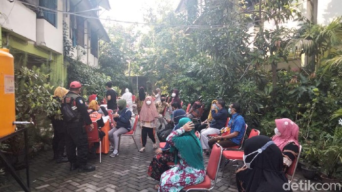 vaksin penghuni rusun penjaringan sari