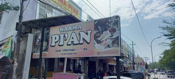 Warung Makan Pi'an, Warteg Legendaris di Tegal Sejak Tahun 1926 Warung Makan Pi'an, Warteg Legendaris di Tegal Sejak Tahun 1926