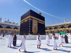 Arab Saudi Izinkan Warga Asal RI Umrah, Tapi Ada Syarat Khususnya