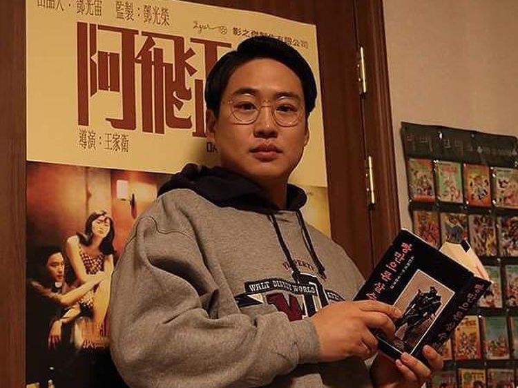 Lekat dengan Peran di Reply 1988, Gaya Baru Ahn Jae Hong Bikin Pangling!