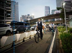 Anies Bike to Work Bareng Dubes Denmark-Belanda di Hari Sepeda Dunia