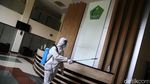 Asrama Haji Disemprot Disinfektan