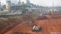 Sebagai Proyek Strategis Nasional, Jalan Tol Cinere Jagorawi memiliki nilai strategis meningkatkan volume distribusi barang dan jasa di kawasan Jabodetabek. Ruas jalan tol ini juga akan memperlancar arus mobilitas warga Bodetabek menuju Jakarta dan Bandara Soetta. Waktu tempuh Jagorawi Bandara Soetta akan berkurang signifikan saat pembangunan jalan tol Cijago ini rampung. Direktur Utama PT Translingkar Kita Jaya Hilman Muchsin mengungkapkan pembangunan konstruksi jalan tol ditargetkan selesai dalam jangka waktu 1,5 tahun.